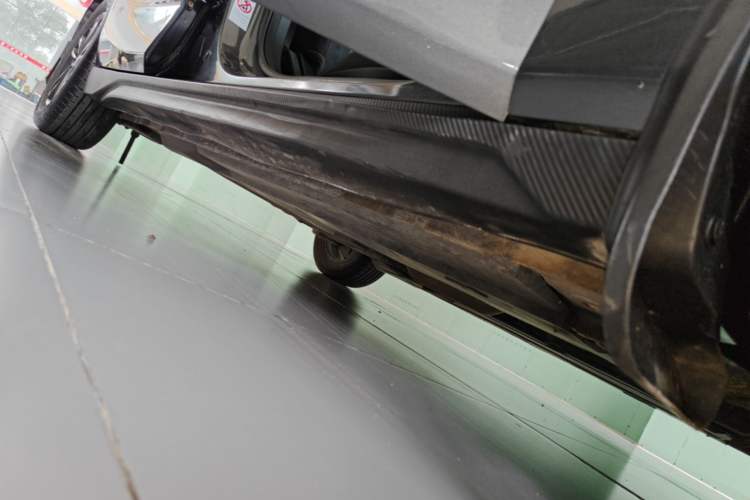 Used CHANGAN Eado DD 2023 Blue Whale NE 1.5T GDI DCT Luxury Edition Right Side Sill
