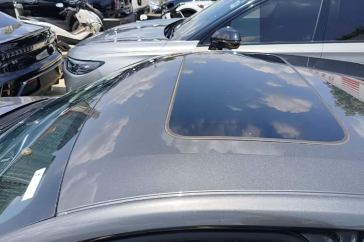 Used CHANGAN Eado DD 2023 Blue Whale NE 1.5T GDI DCT Luxury Edition Roof