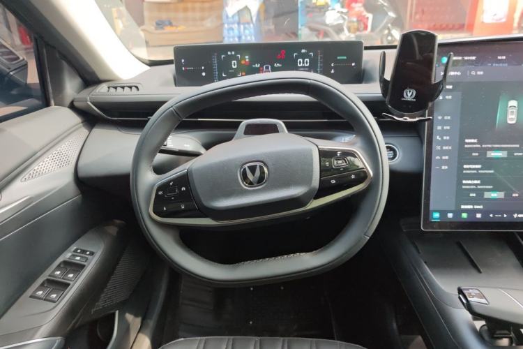 Used CHANGAN Eado DD 2023 Blue Whale NE 1.5T GDI DCT Navigation Model Steering Wheel