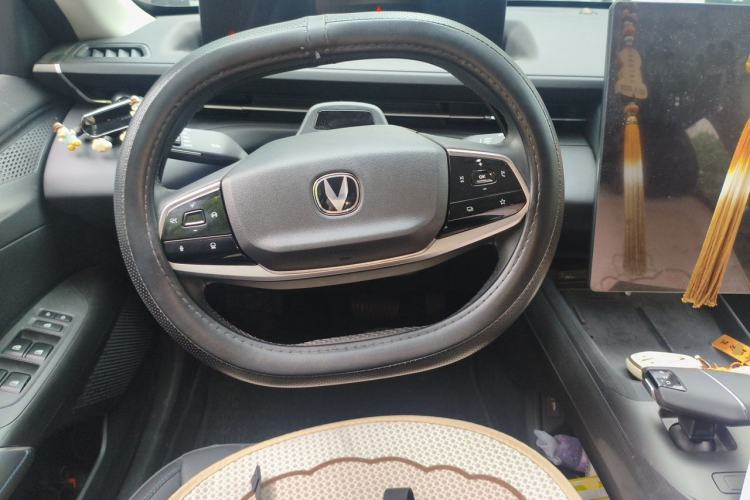 Used CHANGAN Eado DD 2023 Blue Whale NE 1.5T GDI DCT Navigation Model Steering Wheel