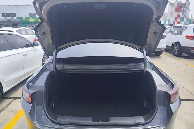 Used CHANGAN Eado DD 2023 Blue Whale NE 1.5T GDI DCT Luxury Edition Trunk