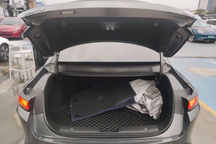 Used CHANGAN Eado DD 2023 Blue Whale NE 1.5T GDI DCT Luxury Edition Trunk