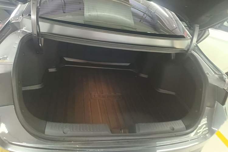 Used CHANGAN Eado DD 2023 Blue Whale NE 1.5T GDI DCT Enjoy Edition Trunk