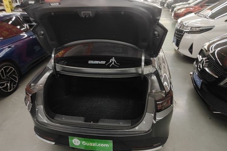 Used CHANGAN Eado DD 2023 Blue Whale NE 1.5T GDI DCT Luxury Edition Trunk
