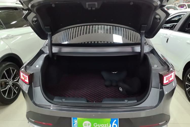 Used CHANGAN Eado DD 2023 Blue Whale NE 1.5T GDI DCT Navigation Model Trunk