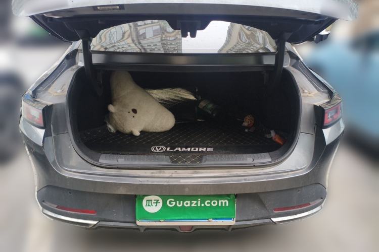 Used CHANGAN Eado DD 2023 Blue Whale NE 1.5T GDI DCT Navigation Model Trunk