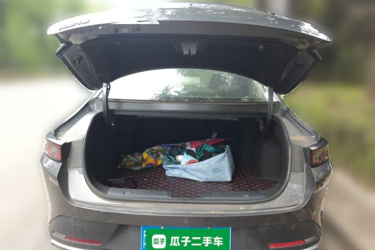 Used CHANGAN Eado DD 2023 Blue Whale NE 1.5T GDI DCT Luxury Edition Trunk