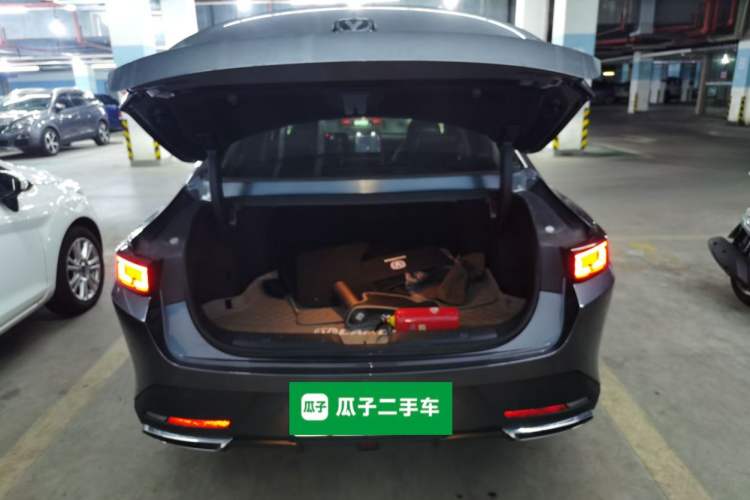 Used CHANGAN Eado DD 2023 Blue Whale NE 1.5T GDI DCT Navigation Model Trunk