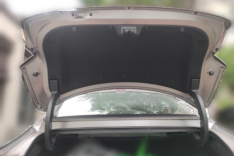 Used CHANGAN Eado DD 2023 Blue Whale NE 1.5T GDI DCT Navigation Model Trunk