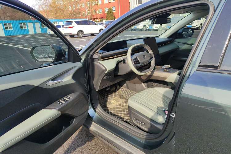 Used CHANGAN Eado DD 2023 Blue Whale NE 1.5T GDI DCT Flagship Model Driver Seat