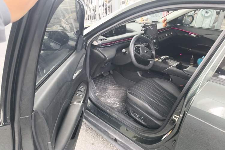 Used CHANGAN Eado DD 2023 Blue Whale NE 1.5T GDI DCT Navigation Model Driver Seat