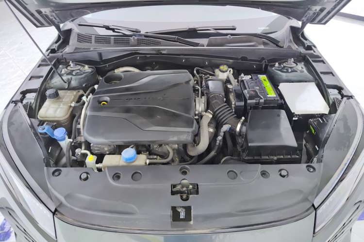Used CHANGAN Eado DD 2023 Blue Whale NE 1.5T GDI DCT Flagship Model Engine Bay