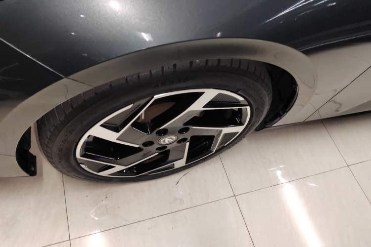 Used CHANGAN Eado DD 2023 Blue Whale NE 1.5T GDI DCT Flagship Model Exterior 2