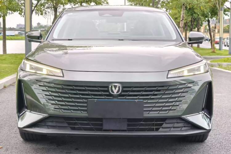 Used CHANGAN Eado DD 2023 Blue Whale NE 1.5T GDI DCT Flagship Model Exterior 5