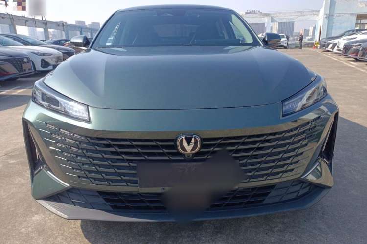 Used CHANGAN Eado DD 2023 Blue Whale NE 1.5T GDI DCT Flagship Model Front
