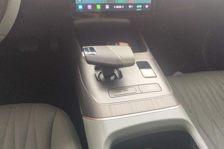 Used CHANGAN Eado DD 2023 Blue Whale NE 1.5T GDI DCT Flagship Model Gear Lever