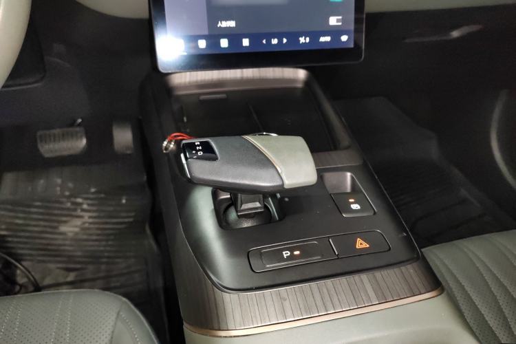 Used CHANGAN Eado DD 2023 Blue Whale NE 1.5T GDI DCT Flagship Model Gear Lever