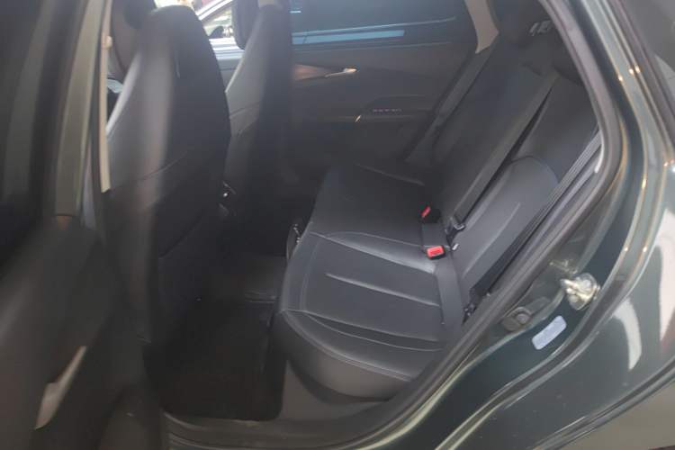 Used CHANGAN Eado DD 2023 Blue Whale NE 1.5T GDI DCT Luxury Edition Interior 4