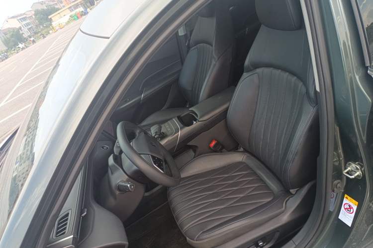 Used CHANGAN Eado DD 2023 Blue Whale NE 1.5T GDI DCT Navigation Model Left Front Seat