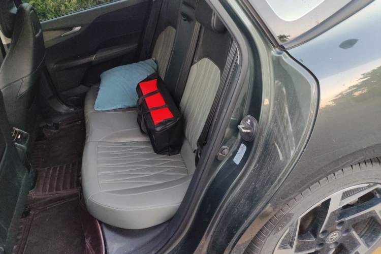 Used CHANGAN Eado DD 2023 Blue Whale NE 1.5T GDI DCT Flagship Model Left Rear Seat