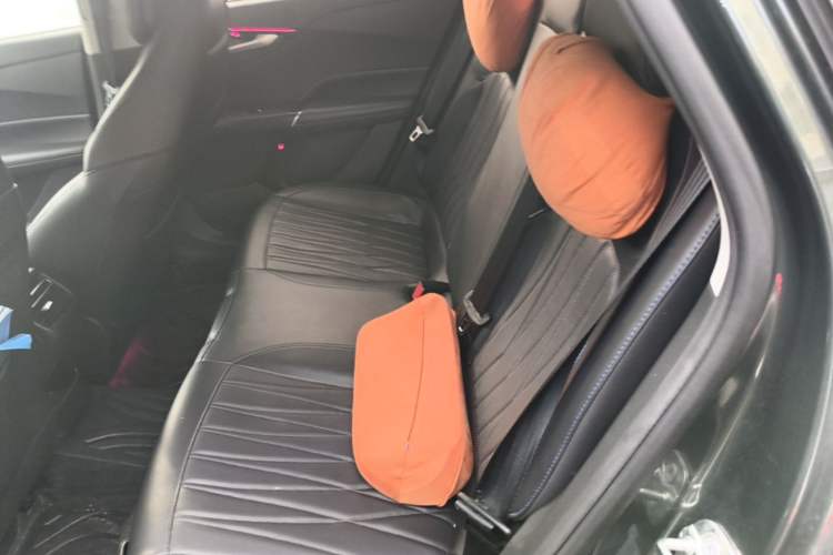 Used CHANGAN Eado DD 2023 Blue Whale NE 1.5T GDI DCT Navigation Model Left Rear Seat