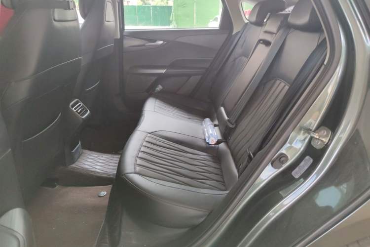 Used CHANGAN Eado DD 2023 Blue Whale NE 1.5T GDI DCT Flagship Model Left Rear Seat