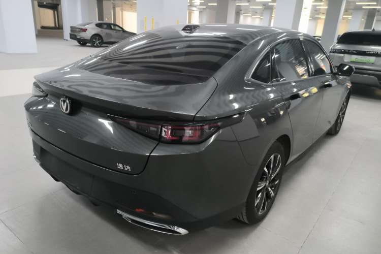Used CHANGAN Eado DD 2023 Blue Whale NE 1.5T GDI DCT Navigation Model Rear Right 45 Deg