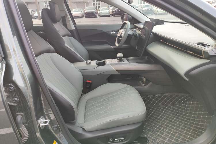 Used CHANGAN Eado DD 2023 Blue Whale NE 1.5T GDI DCT Flagship Model Right Front Seat