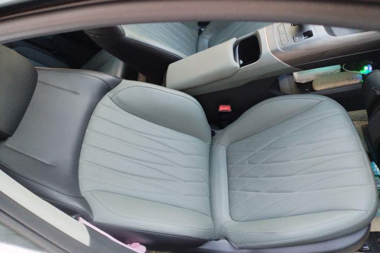 Used CHANGAN Eado DD 2023 Blue Whale NE 1.5T GDI DCT Flagship Model Right Front Seat