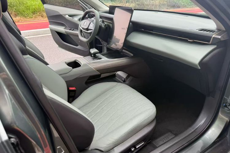 Used CHANGAN Eado DD 2023 Blue Whale NE 1.5T GDI DCT Flagship Model Right Front Seat