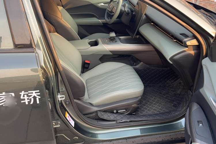 Used CHANGAN Eado DD 2023 Blue Whale NE 1.5T GDI DCT Flagship Model Right Front Seat