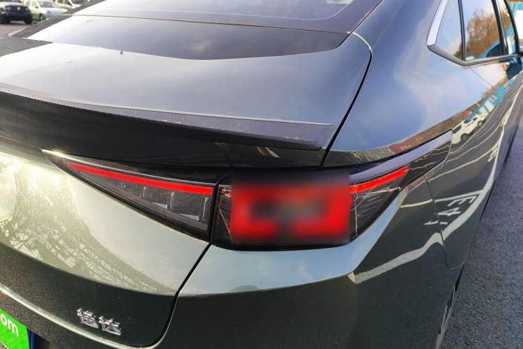 Used CHANGAN Eado DD 2023 Blue Whale NE 1.5T GDI DCT Flagship Model Right Rear Taillight