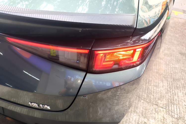 Used CHANGAN Eado DD 2023 Blue Whale NE 1.5T GDI DCT Flagship Model Right Rear Taillight
