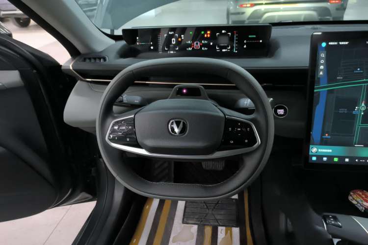 Used CHANGAN Eado DD 2023 Blue Whale NE 1.5T GDI DCT Navigation Model Steering Wheel