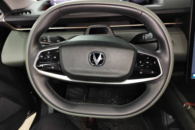 Used CHANGAN Eado DD 2023 Blue Whale NE 1.5T GDI DCT Flagship Model Steering Wheel
