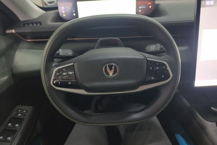 Used CHANGAN Eado DD 2023 Blue Whale NE 1.5T GDI DCT Flagship Model Steering Wheel