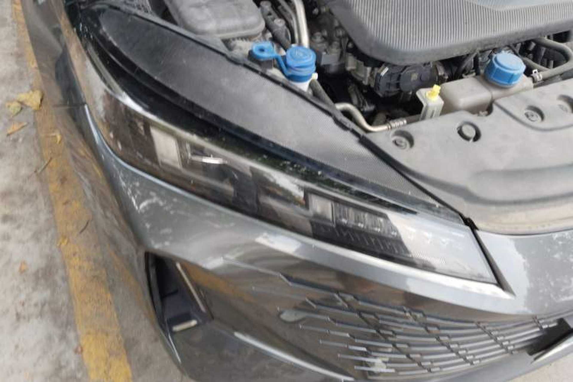 Used CHANGAN Eado DD 2023 Blue Whale NE 1.5T GDI DCT Navigation Model Right Front Headlight