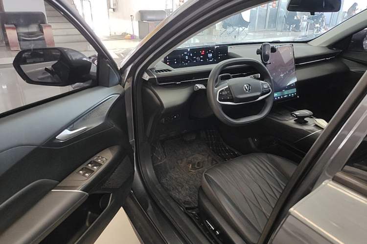 Used CHANGAN Eado DD 2023 Blue Whale NE 1.5T GDI DCT Navigation Model Driver Seat