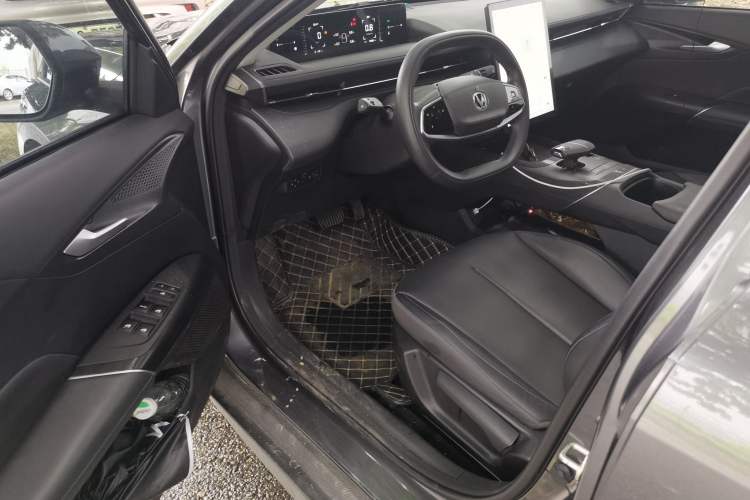 Used CHANGAN Eado DD 2023 Blue Whale NE 1.5T GDI DCT Enjoy Edition Driver Seat