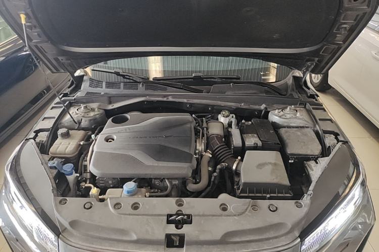 Used CHANGAN Eado DD 2023 Blue Whale NE 1.5T GDI DCT Navigation Model Engine Bay