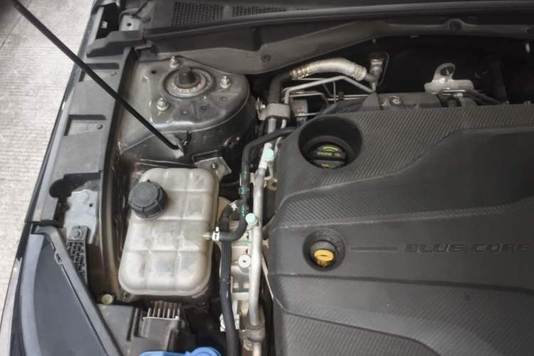 Used CHANGAN Eado DD 2023 Blue Whale NE 1.5T GDI DCT Flagship Model Engine Bay Right