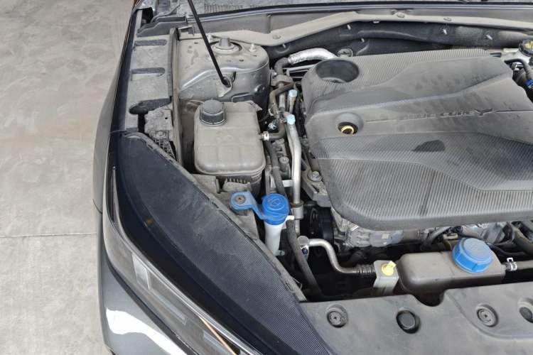 Used CHANGAN Eado DD 2023 Blue Whale NE 1.5T GDI DCT Luxury Edition Engine Bay Right
