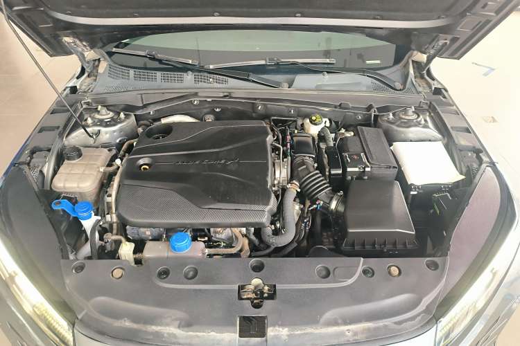 Used CHANGAN Eado DD 2023 Blue Whale NE 1.5T GDI DCT Navigation Model Engine Bay