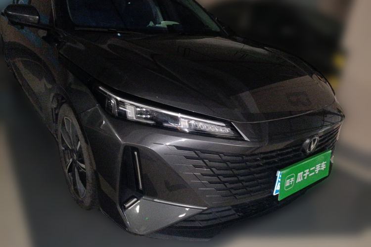 Used CHANGAN Eado DD 2023 Blue Whale NE 1.5T GDI DCT Navigation Model Front Right 45 Deg