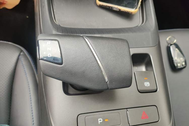 Used CHANGAN Eado DD 2023 Blue Whale NE 1.5T GDI DCT Luxury Edition Gear Lever