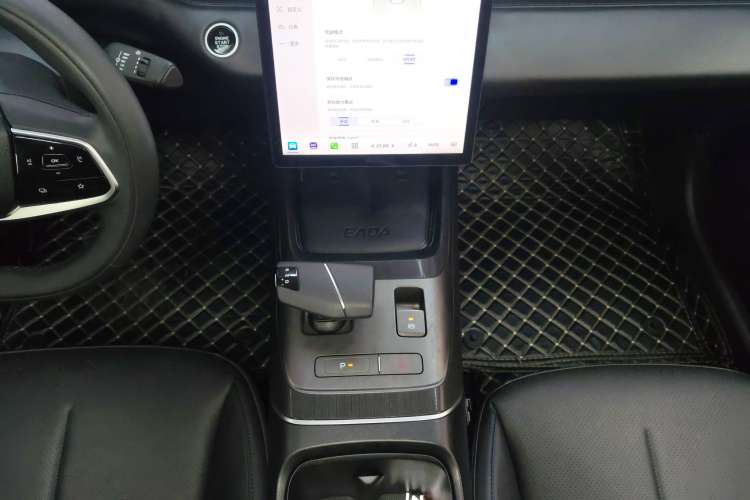 Used CHANGAN Eado DD 2023 Blue Whale NE 1.5T GDI DCT Luxury Edition Gear Lever