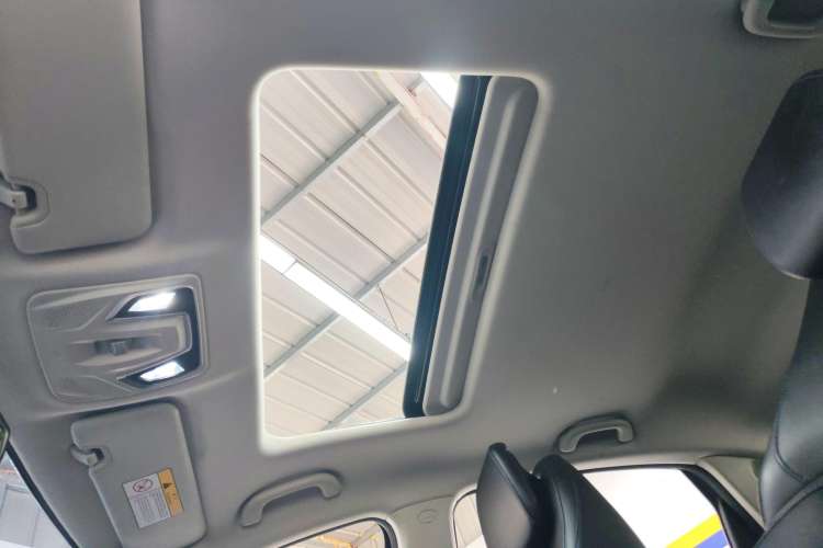 Used CHANGAN Eado DD 2023 Blue Whale NE 1.5T GDI DCT Luxury Edition Headliner
