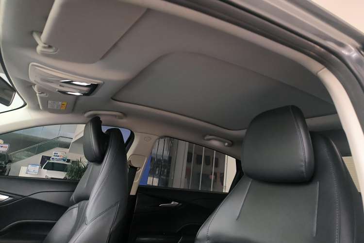 Used CHANGAN Eado DD 2023 Blue Whale NE 1.5T GDI DCT Navigation Model Headliner