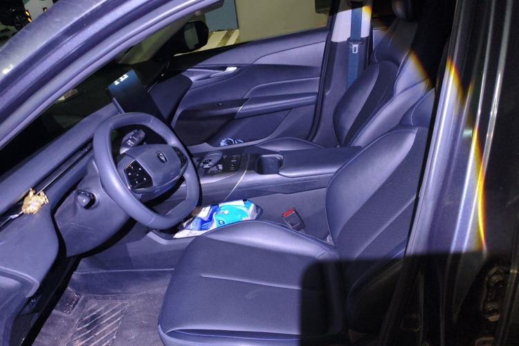Used CHANGAN Eado DD 2023 Blue Whale NE 1.5T GDI DCT Navigation Model Left Front Seat