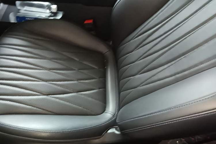 Used CHANGAN Eado DD 2023 Blue Whale NE 1.5T GDI DCT Navigation Model Left Front Seat